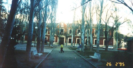 Plaza de España y Antiguo Regimiento 1995